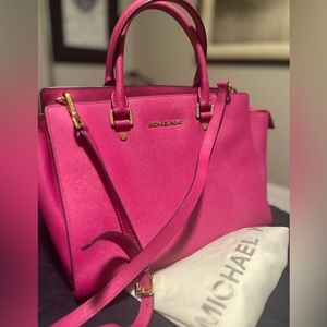 Michael Kors - Fuchsia Leather Large Selma Tote